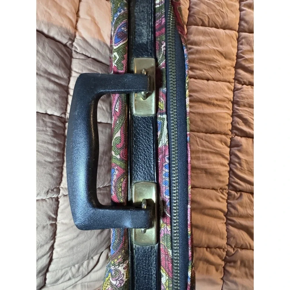 Vtg. A.D. Sutton & Sons Small Blue Paisley Suitcase Travel Luggage Bag No Key